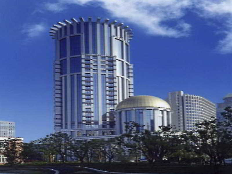 โรงแรมเซ็นทรัล 4*